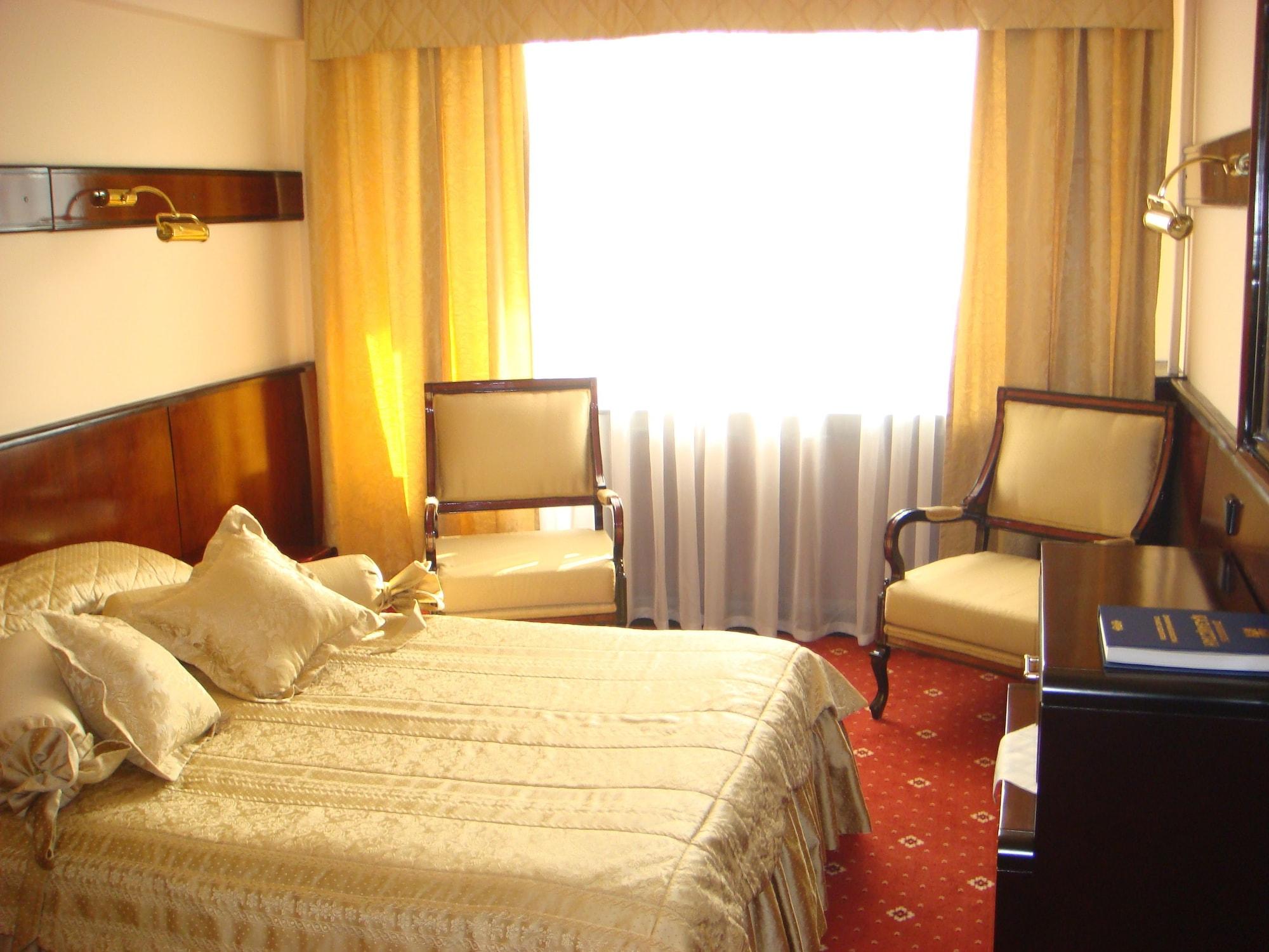 Otrar Hotel Almaty Exterior photo