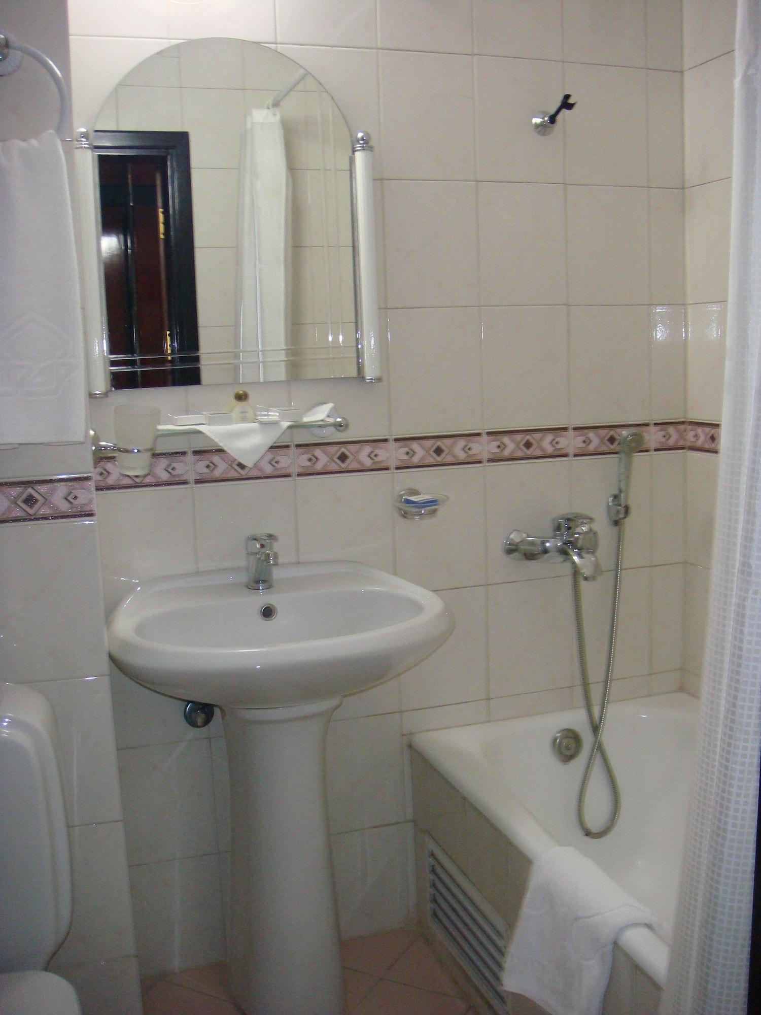 Otrar Hotel Almaty Exterior photo