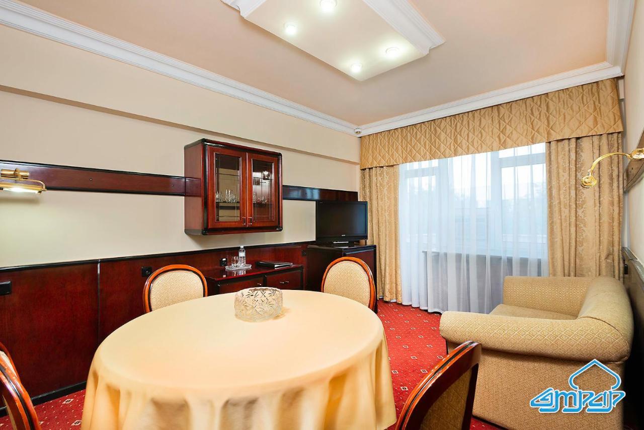 Otrar Hotel Almaty Exterior photo