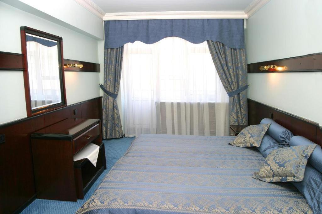 Otrar Hotel Almaty Room photo